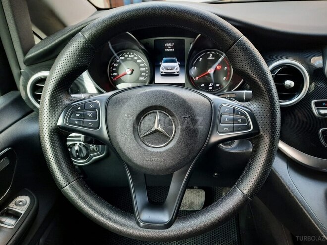 Mercedes V 220 2015, 214,075 km - 2.2 l - Bakı