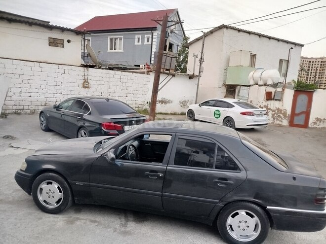 Mercedes C 180 1993, 391,000 km - 1.8 л - Bakı