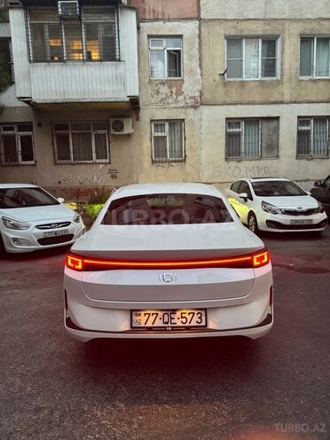 Changan Qiyuan A05 2025, 11,000 km - 1.5 л - Bakı