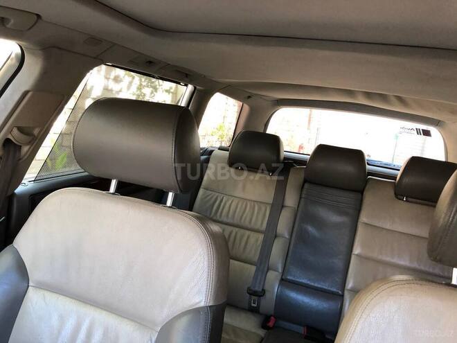 Audi A6 allroad 2004, 239,000 km - 2.5 l - Bakı