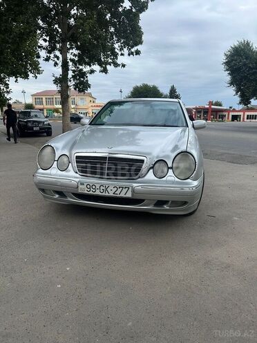 Mercedes E 270 1999, 27,000 km - 2.7 л - Biləsuvar