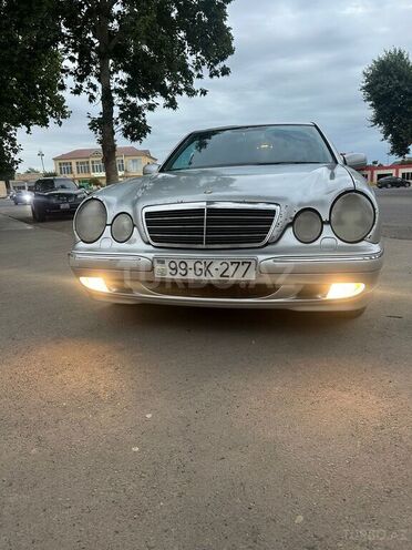 Mercedes E 270 1999, 27,000 km - 2.7 л - Biləsuvar