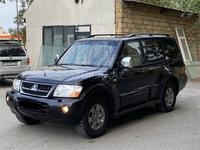 Mitsubishi Pajero 2006, 300,225 km - 3.0 l - Bakı