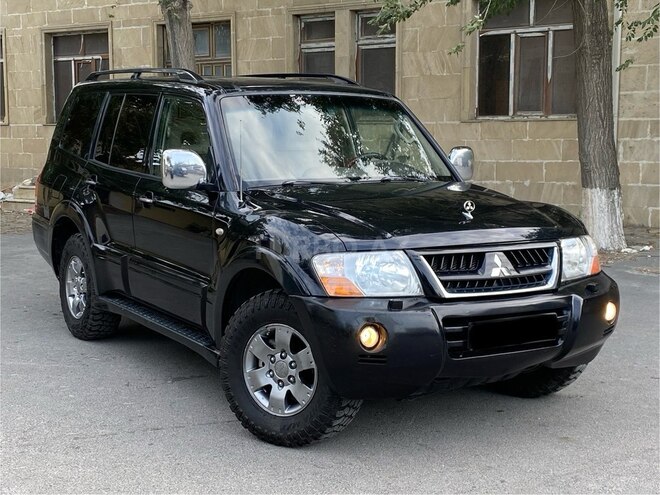 Mitsubishi Pajero 2006, 300,225 km - 3.0 l - Bakı