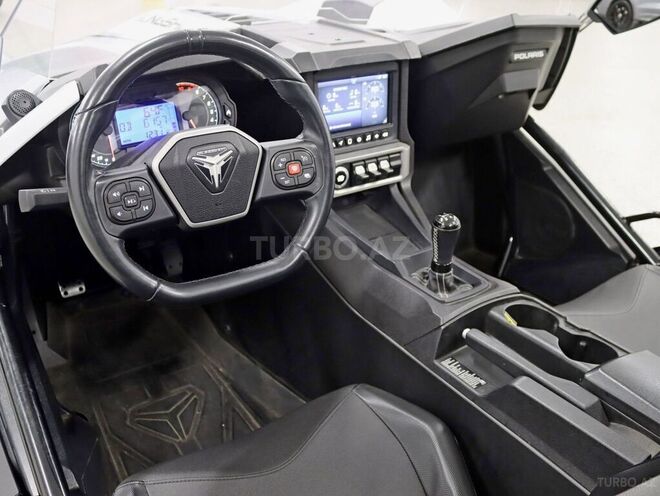 Polaris Slingshot 2022, 0 km - 2.0 l - Bakı