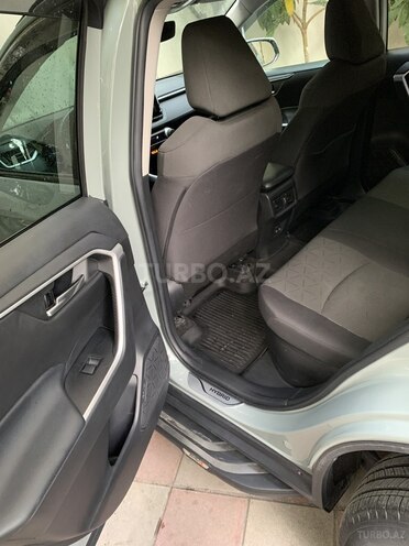 Toyota RAV4 2021, 16,500 km - 2.5 l - Bakı