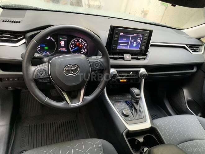 Toyota RAV4 2021, 16,500 km - 2.5 l - Bakı