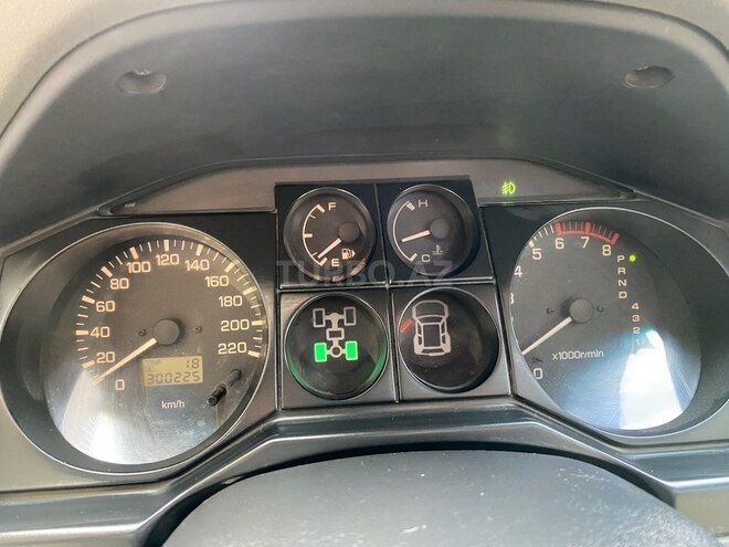 Mitsubishi Pajero 2006, 300,225 km - 3.0 l - Bakı