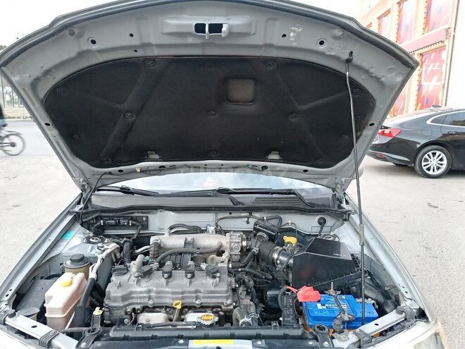 Nissan Sunny 2008, 379,500 km - 1.6 л - Gəncə