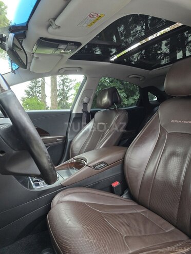 Hyundai Grandeur 2015, 222,353 km - 2.2 l - Biləsuvar