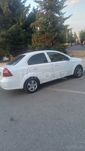 Chevrolet Aveo-4