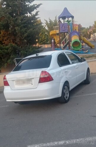Chevrolet Aveo-5