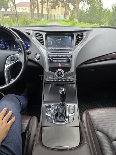 Hyundai Grandeur 2015, 222,353 km - 2.2 l - Biləsuvar