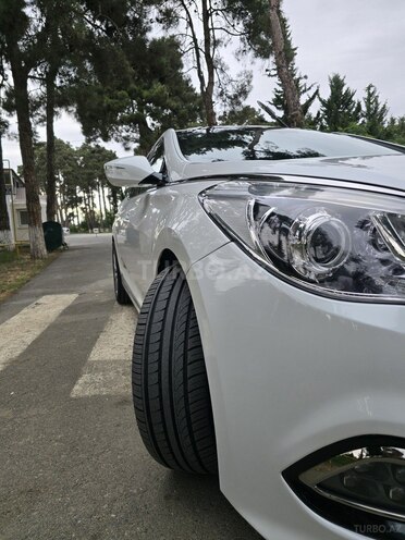 Hyundai Grandeur 2015, 222,353 km - 2.2 l - Biləsuvar
