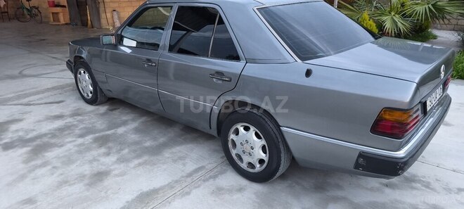 Mercedes E 200 d 1993, 523,000 km - 2.0 l - Sabirabad