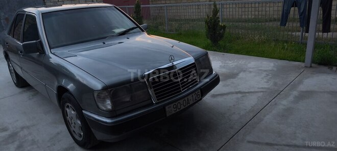 Mercedes E 200 d 1993, 523,000 km - 2.0 l - Sabirabad