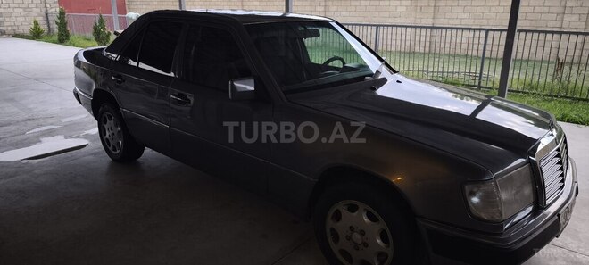 Mercedes E 200 d 1993, 523,000 km - 2.0 l - Sabirabad