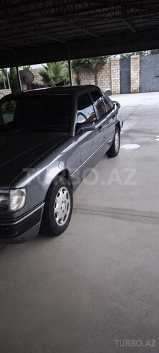 Mercedes E 200 d 1993, 523,000 km - 2.0 l - Sabirabad