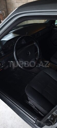Mercedes E 200 d 1993, 523,000 km - 2.0 l - Sabirabad