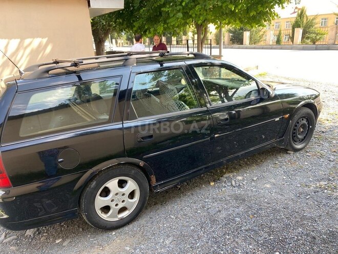 Opel Vectra 1999, 235,000 km - 1.8 l - Zaqatala