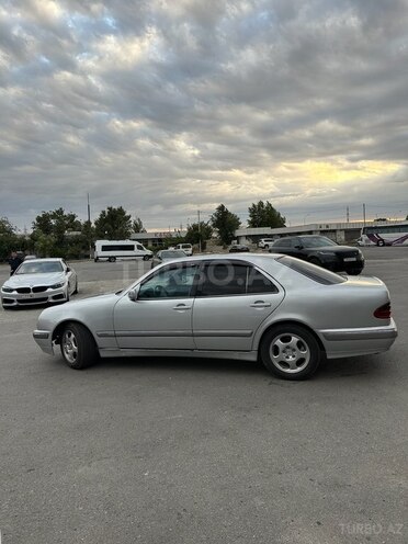 Mercedes E 320 2000, 530,000 km - 3.2 l - Bakı