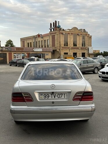 Mercedes E 320 2000, 530,000 km - 3.2 l - Bakı