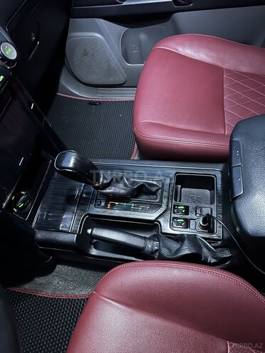 Toyota Land Cruiser Prado 2013, 220,000 km - 2.7 l - Bakı
