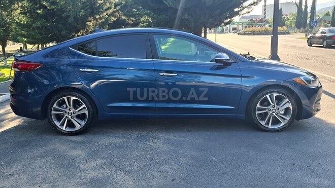 Hyundai Elantra 2016, 218,871 km - 2.0 л - Zaqatala