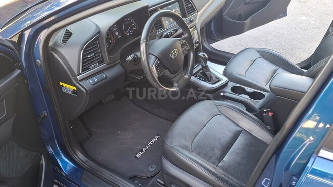Hyundai Elantra 2016, 218,871 km - 2.0 л - Zaqatala