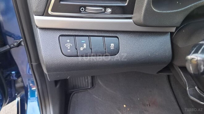 Hyundai Elantra 2016, 218,871 km - 2.0 л - Zaqatala