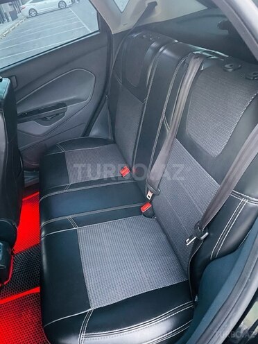 Ford Fiesta 2011, 169,000 km - 1.4 l - Bakı