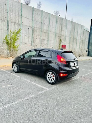 Ford Fiesta 2011, 169,000 km - 1.4 l - Bakı