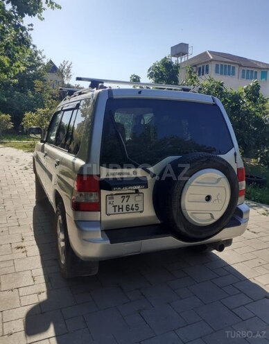 Mitsubishi Pajero io 2001, 330,000 km - 1.8 л - Bakı