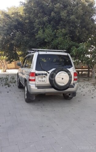 Mitsubishi Pajero io 2001, 330,000 km - 1.8 л - Bakı