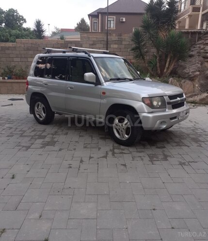 Mitsubishi Pajero io 2001, 330,000 km - 1.8 л - Bakı