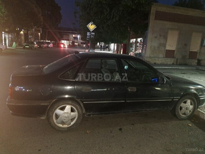 Opel Vectra 1994, 246,088 km - 2.0 l - Ağstafa
