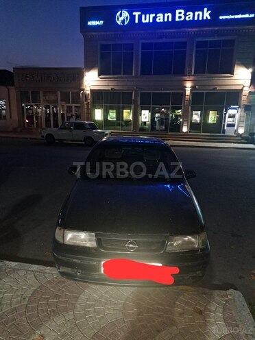 Opel Vectra 1994, 246,088 km - 2.0 l - Ağstafa