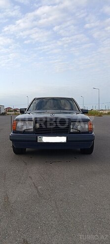 Mercedes E 200 1993, 100,000 km - 2.0 l - Bakı