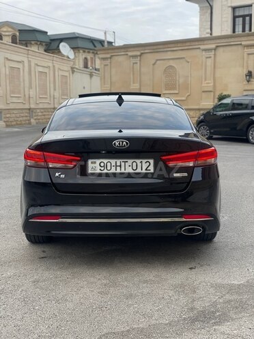 Kia K5-8