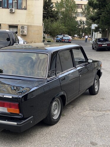 LADA (VAZ) 2107-4