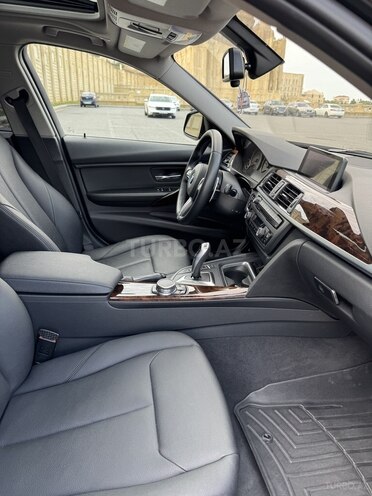 BMW 320-16