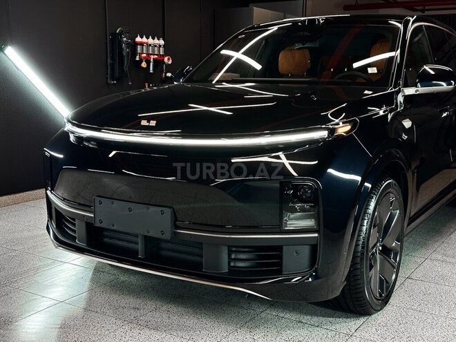 Li Auto L9-3