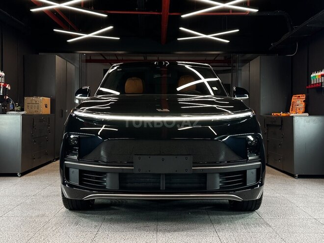 Li Auto L9-5