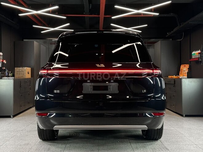 Li Auto L9-9