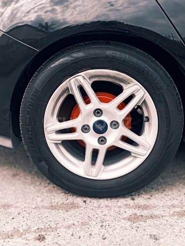 Ford Fiesta 2017, 142,500 km - 1.6 l - Bakı