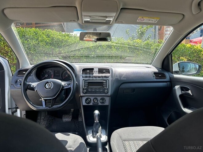 Volkswagen Polo 2018, 89,000 km - 1.6 л - Bakı