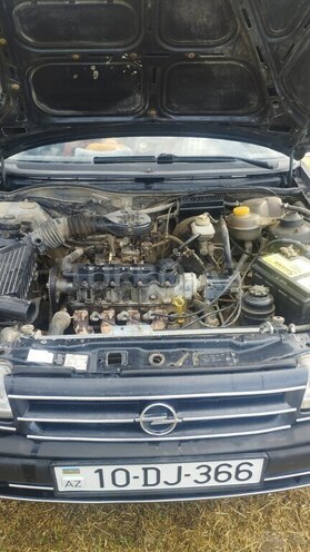 Opel Astra 1994, 411,521 km - 1.6 l - Sumqayıt