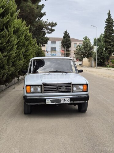 LADA (VAZ) 2107 2006, 150,000 km - 1.6 l - Salyan