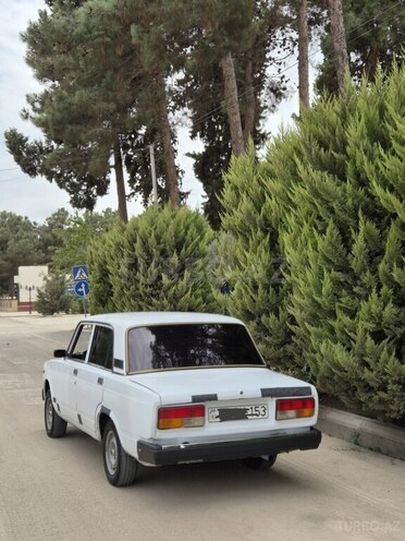 LADA (VAZ) 2107 2006, 150,000 km - 1.6 l - Salyan
