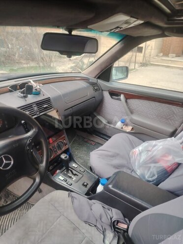 Mercedes C 200 1995, 500,000 km - 2.0 l - Bakı